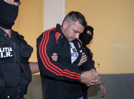 Paprika a fost condamnat la închisoare cu executare şi la plata unor despăgubiri morale de 360.000 euro! 